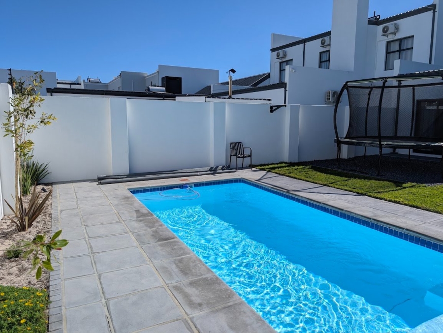 4 Bedroom Property for Sale in Sandown Western Cape